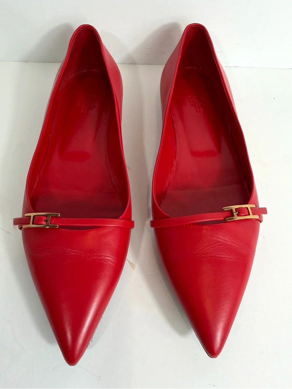 HERMÈS Red Leather Pegase Pointed Toe Ballet Flats – Gold Hardware – Size 38